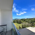 Aru Suites Homestay Wifi,Carpark,24H Check In,Water Filter By R2 Residence